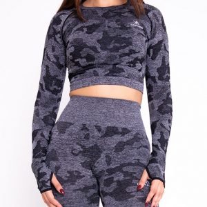 Black camouflages crop top for active women