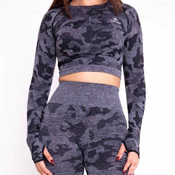 Black camouflages crop top for active women
